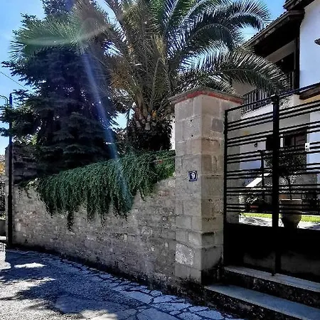 Παραδοσιακή Κατοικία-Παλιά Πόλη Tríkala Exterior foto